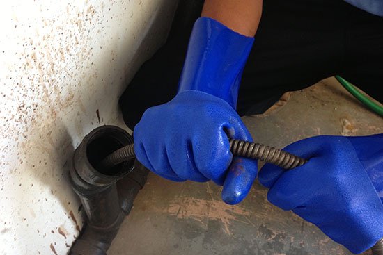 Riool ontstoppen door Loodgieter Den Haag